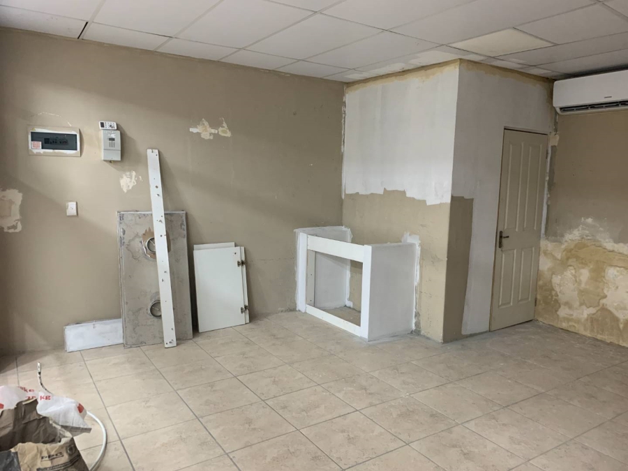 To Let Commercial Property for Rent in Kuils River Western Cape